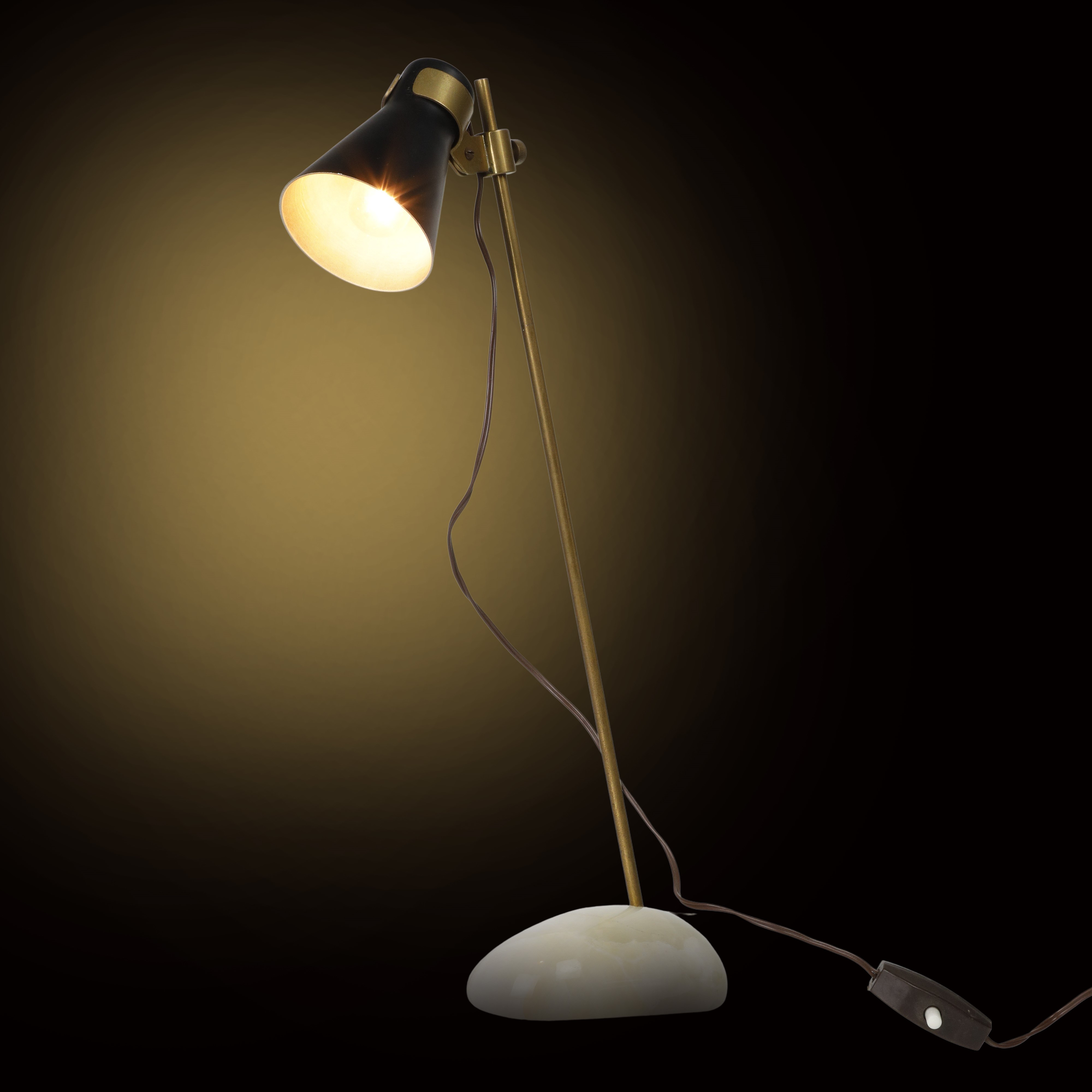 Luigi Caccia Dominioni - Lampada da tavolo ad una luce modello “Lta 1” (produzione Azucena), sass...
