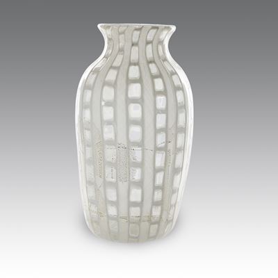 Vaso in vetro trasparente decorato con occhi lattimo e rigature in vetro zanfirico