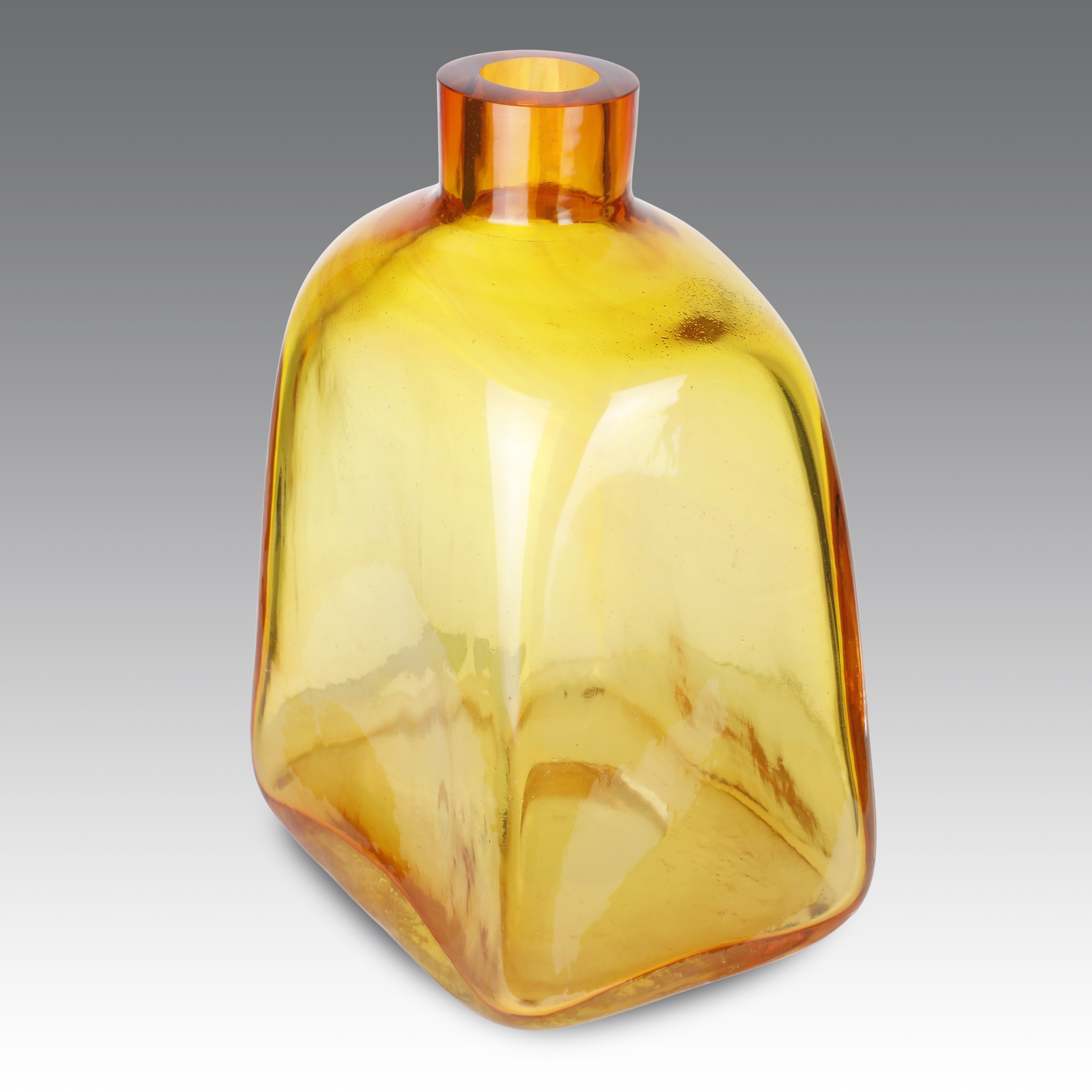 Venini - Vaso in vetro trasparente e ambra, produzione italiana (1950)