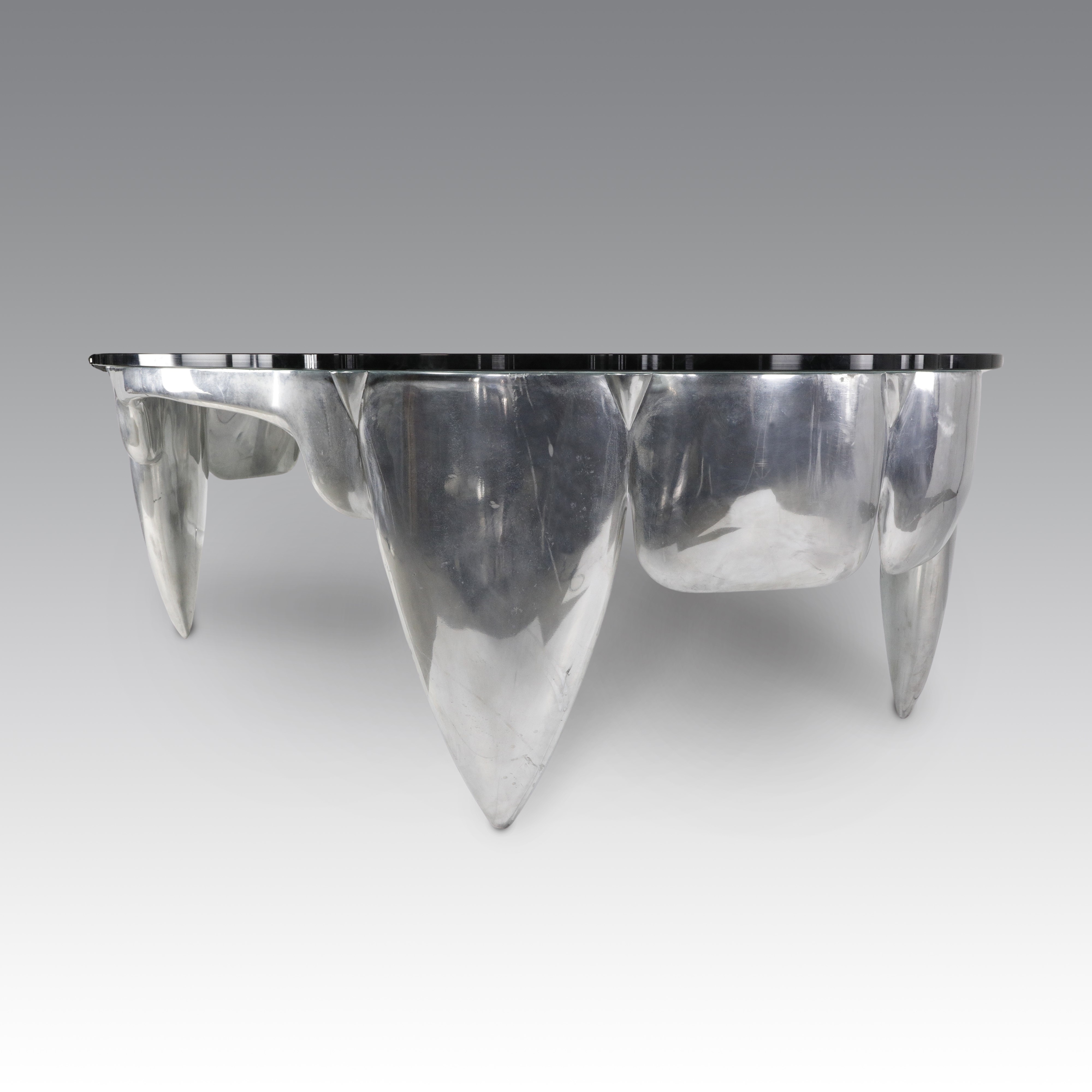 Celeste Dell'anna - The Bite Table. Grande tavolo scultoreo in fusione di alluminio con piano in ...