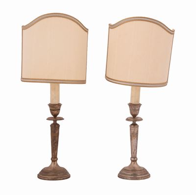Coppia di Candelieri in Argento Montati a Lampada con Ventoline