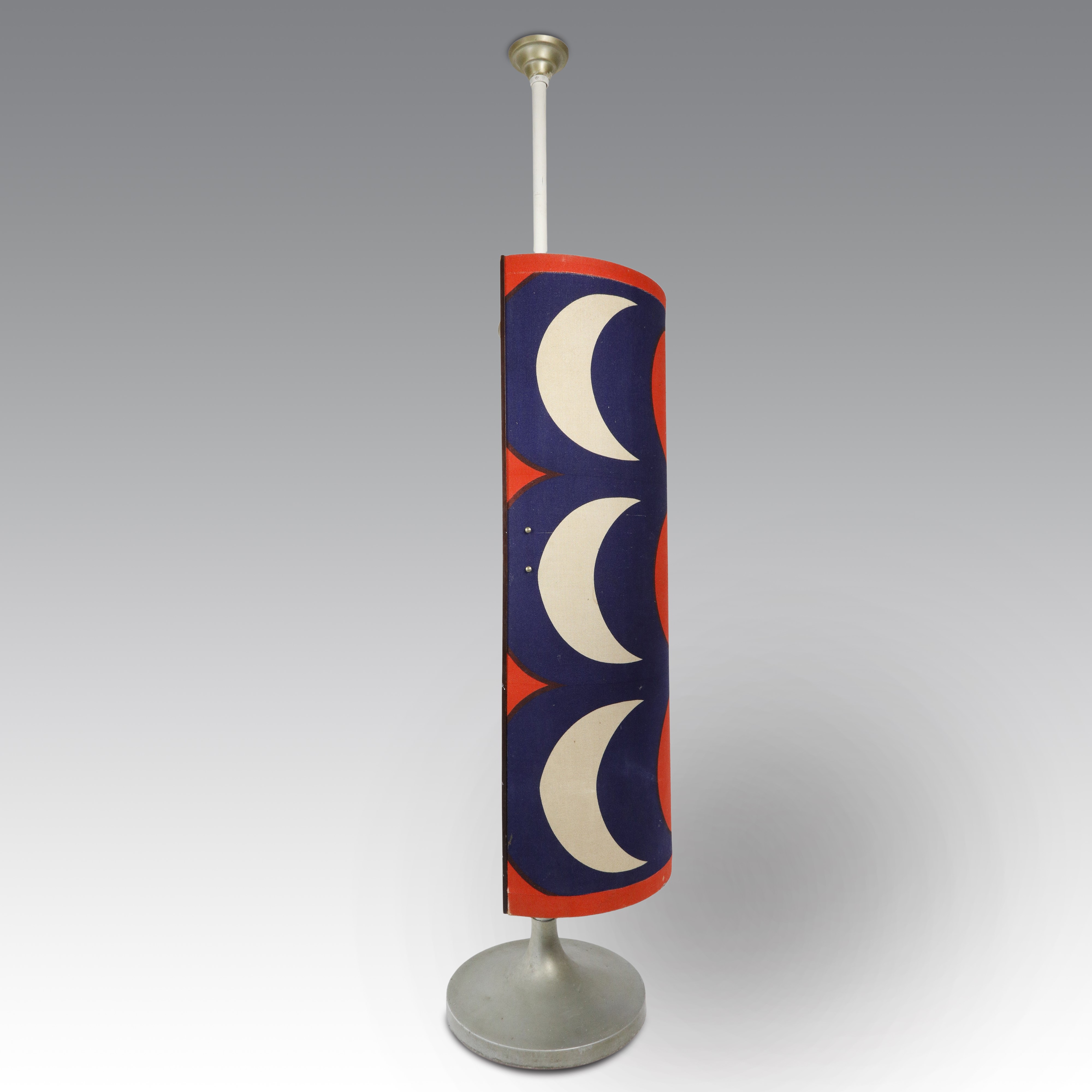 Appendiabiti Space Age, 1960 ca., struttura in metallo