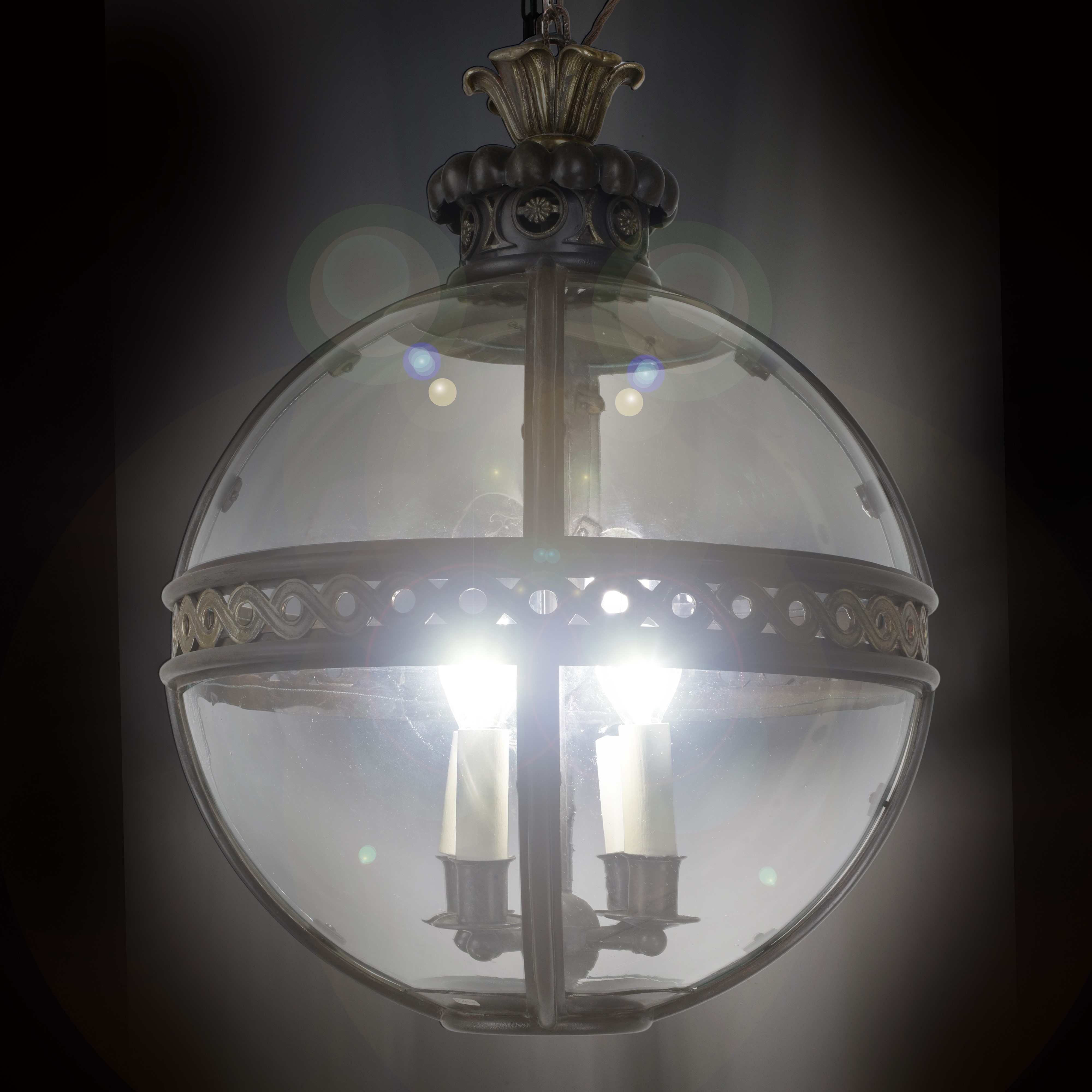 Jamb London, Original Globe Lantern (lanterna in bronzo con inserti dorati e calotte in vetro)