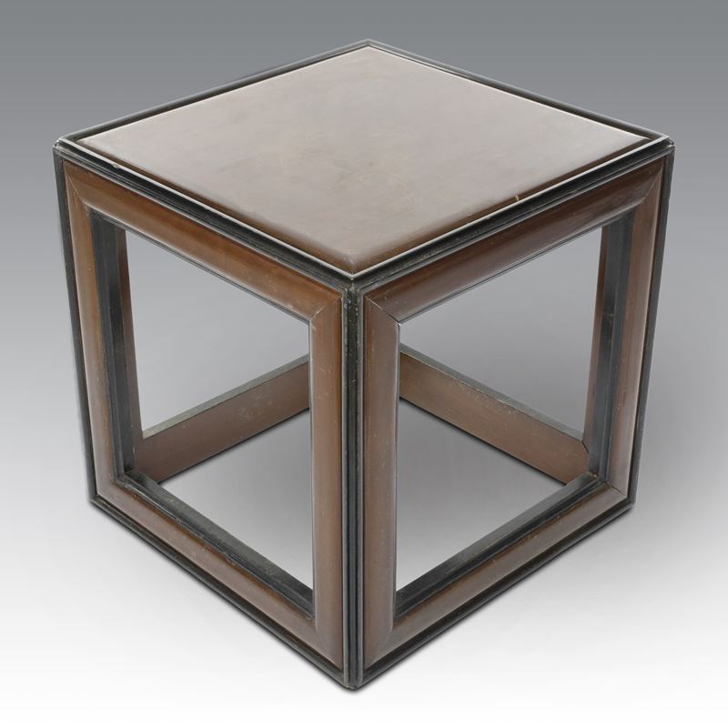 Lorenzo Mongiardino - Tavolino cubo in legno di ciliegio