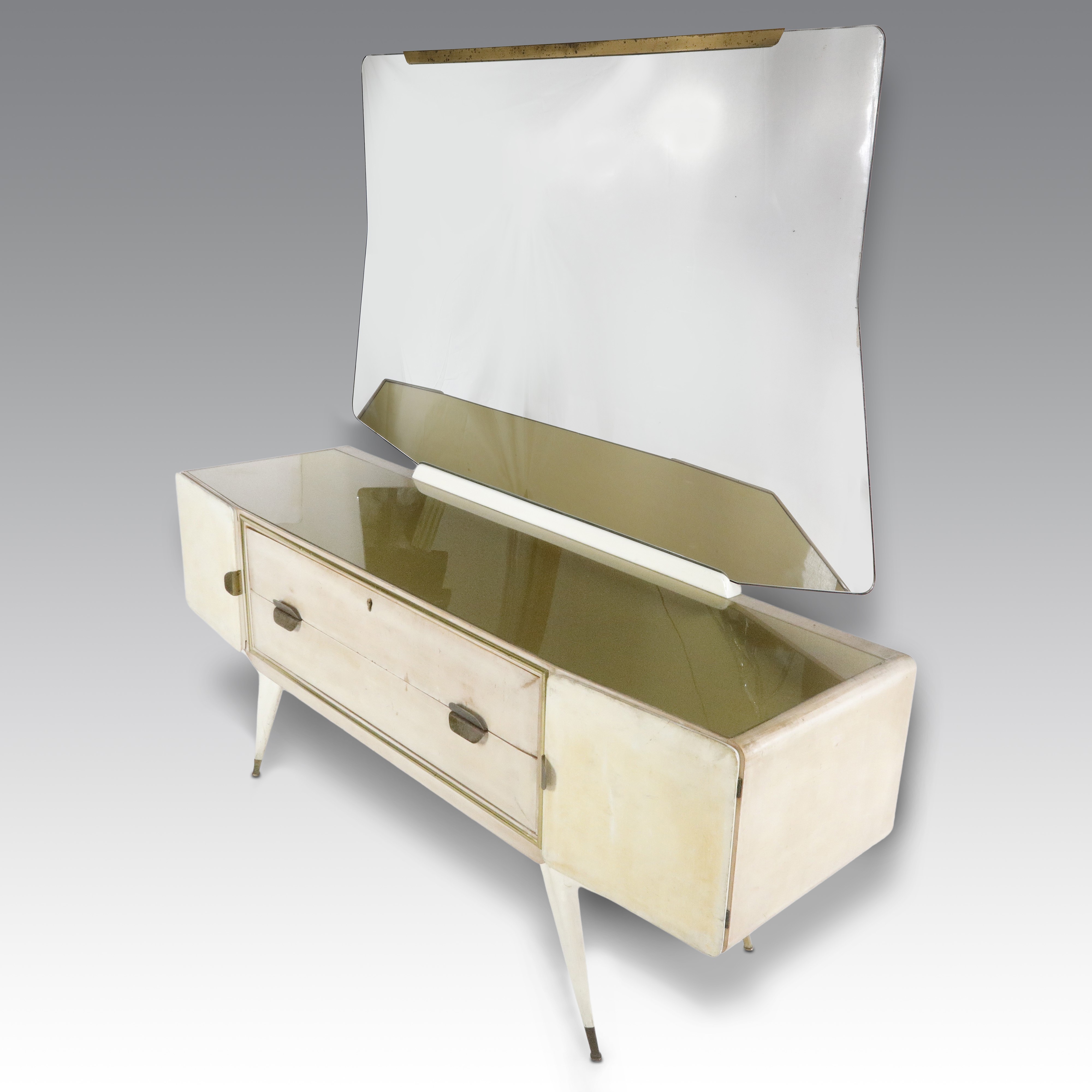 Silvio Cavatorta - Mobile toletta in legno laccato avorio con specchio e piano in vetrolite