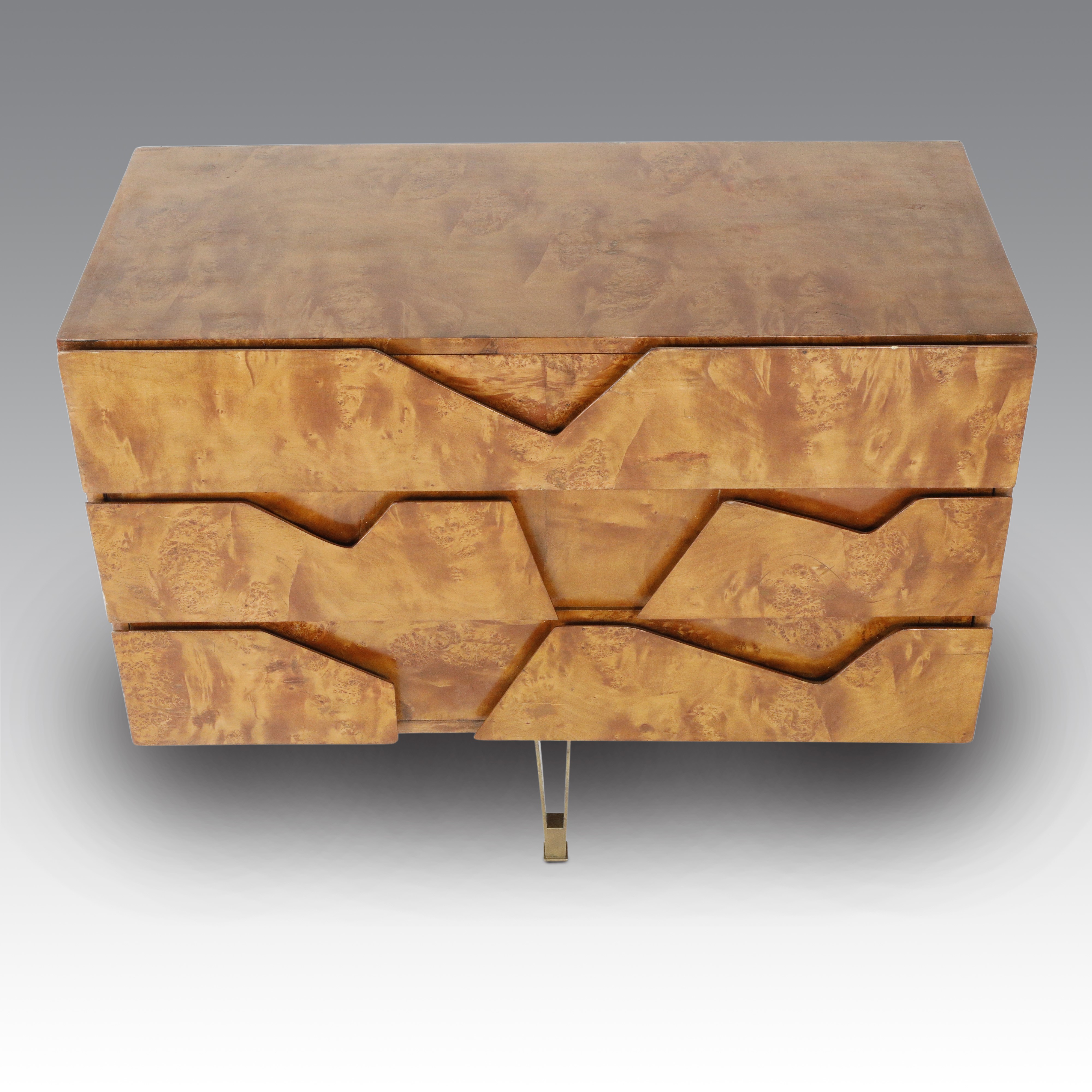 Gio Ponti - Cassettone in radica e noce per arredo (produzione italiana), 1950