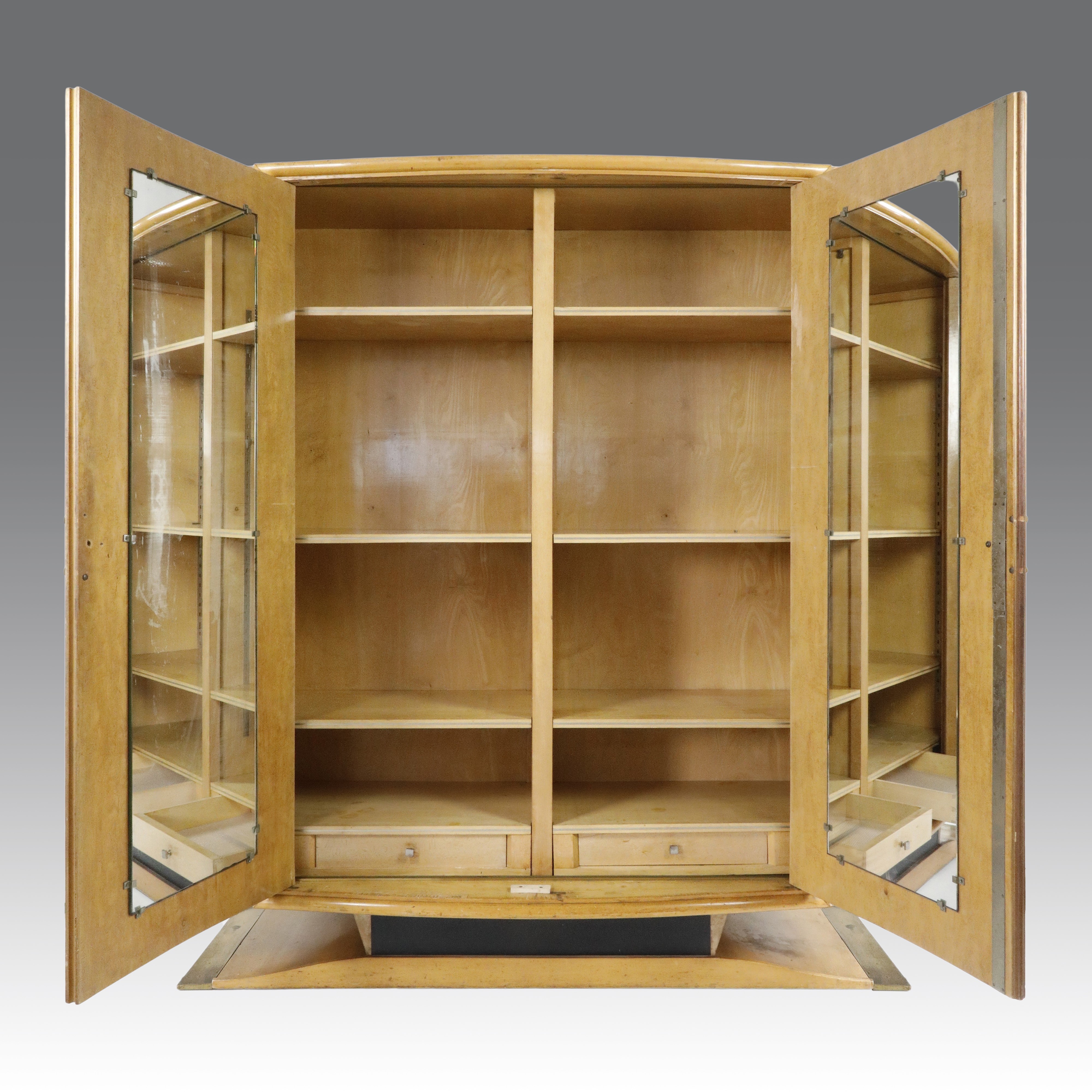 Paolo Buffa - Cabinet in legno con impiallacciatura in radica di tuja e specchiera