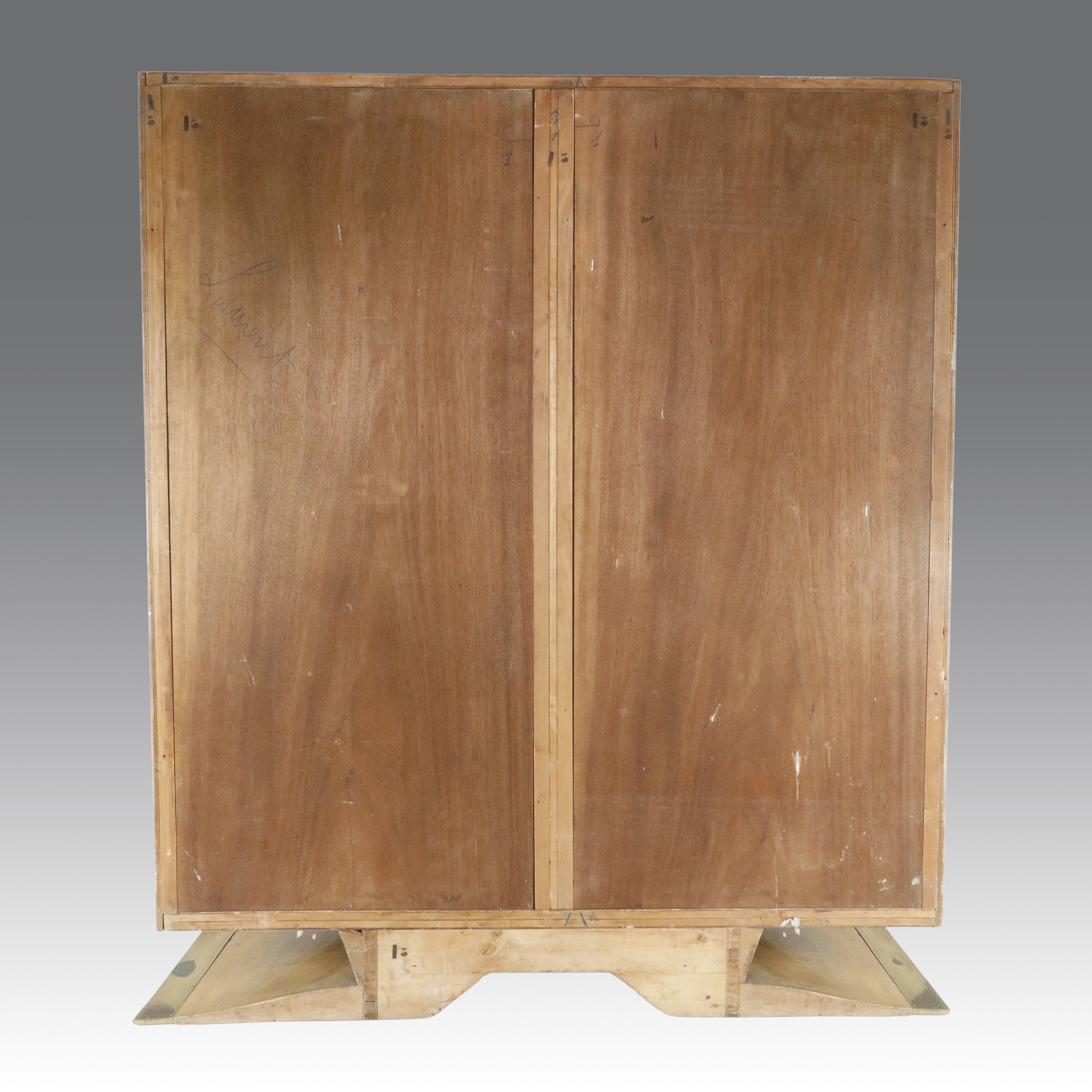 Paolo Buffa - Cabinet in legno con impiallacciatura in radica di tuja e specchiera