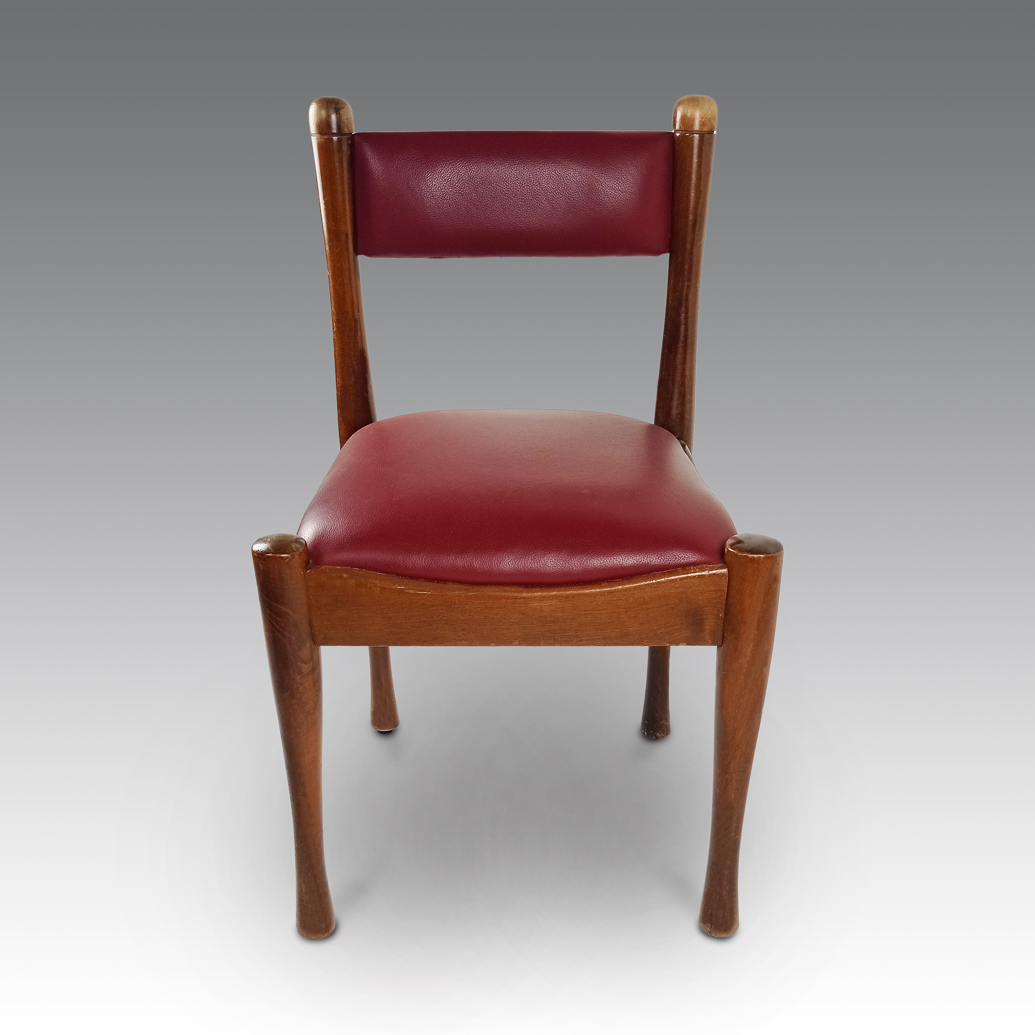 Silvio Coppola - Tavolo da pranzo modello “611” con 6 sedie, produzione Bernini, legno in noce, c...