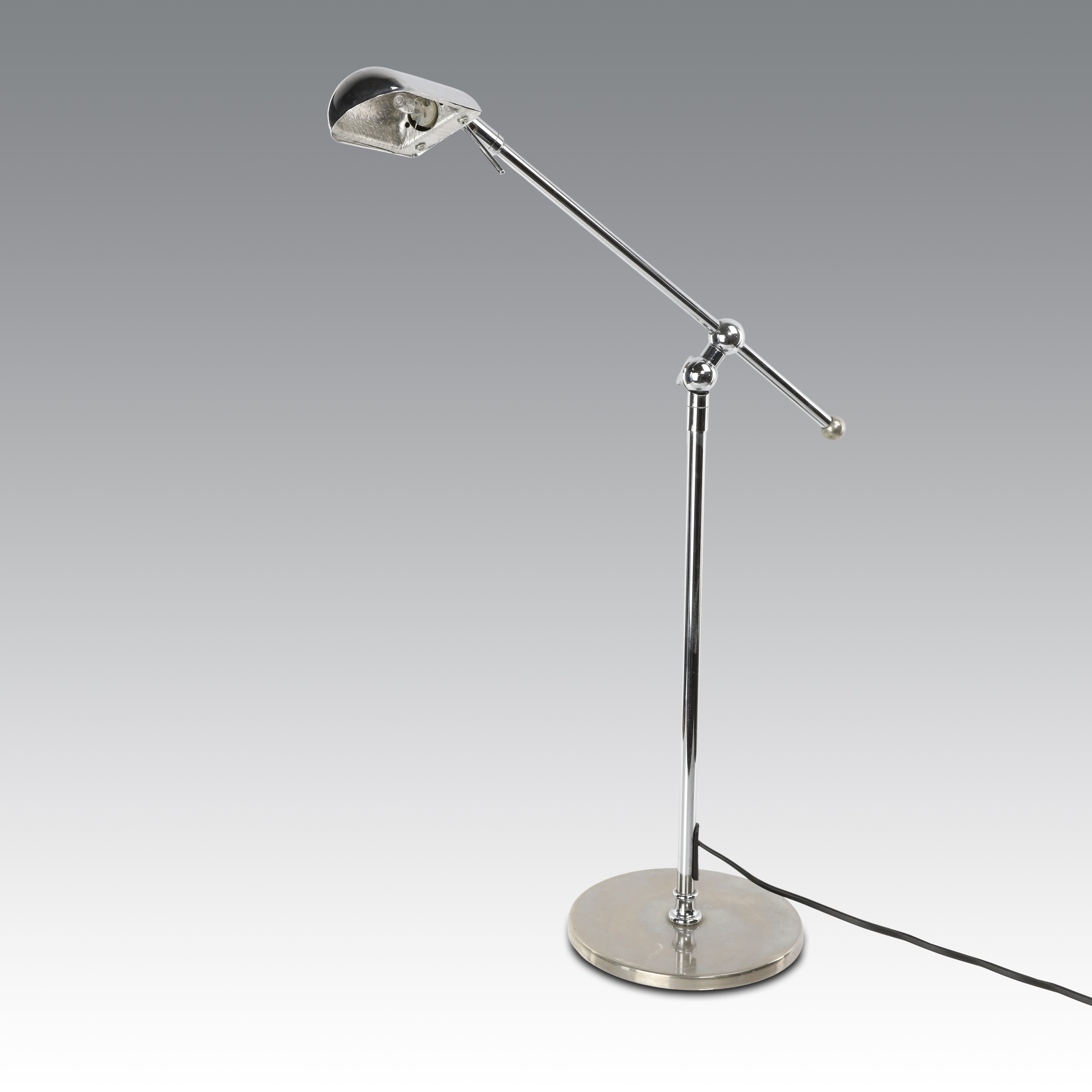 Lampada da terra a braccio orientabile, metallo cromato, stile Mid-Century Modern