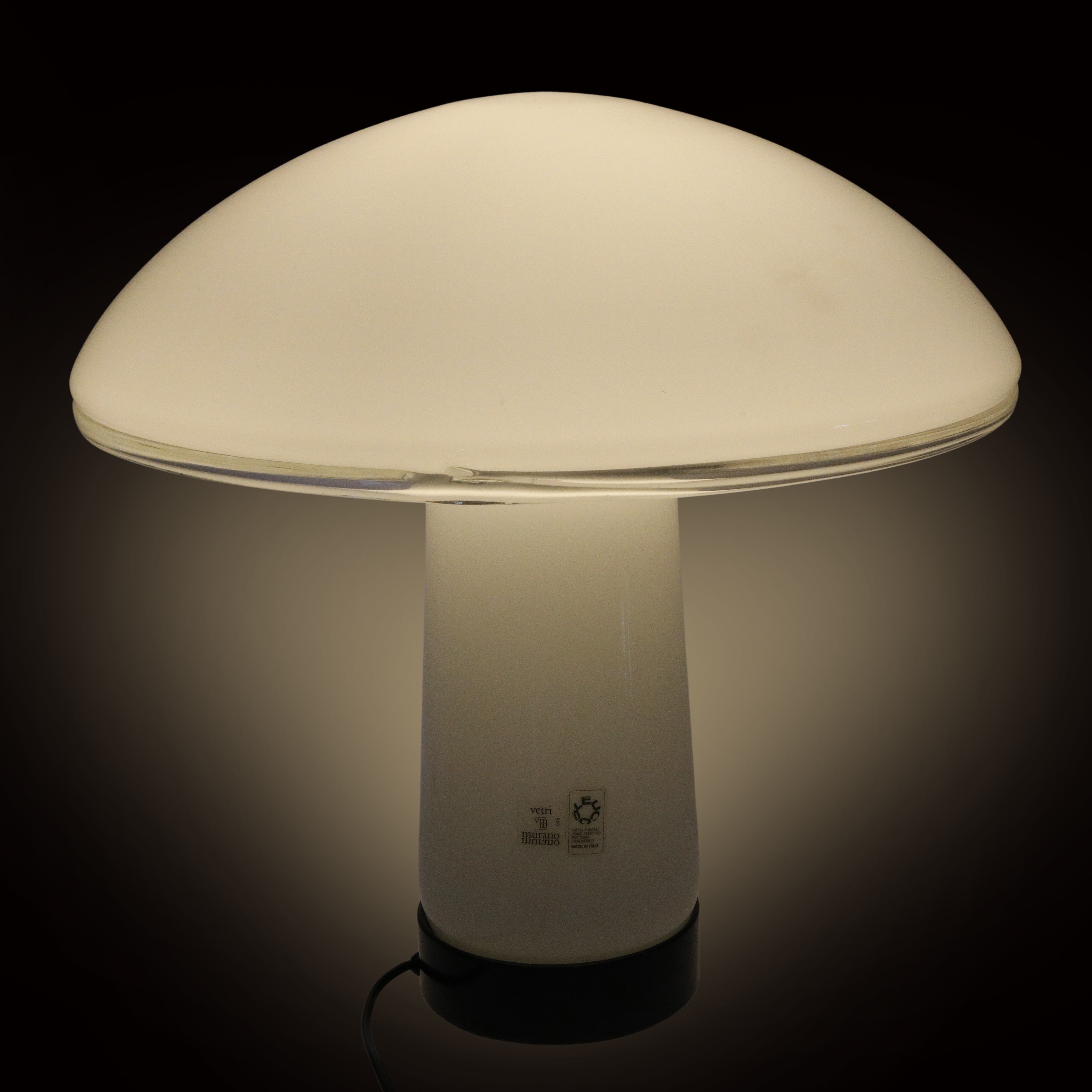 Roberto Pamio - Lampada da tavolo ad una luce modello Armonia, produzione Leucos (Murano), 1980