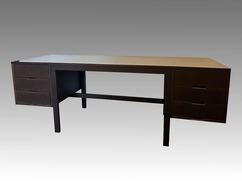 Marcel Breuer - Scrivania modello “Pecs”, produzione Gavina (Italia), 1964
