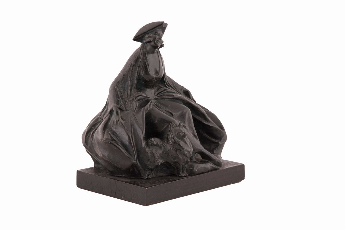 Scultura in Terracotta con Raffigurante Dama