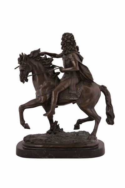 Scultura in Bronzo Raffigurante Luigi XIV a Cavallo