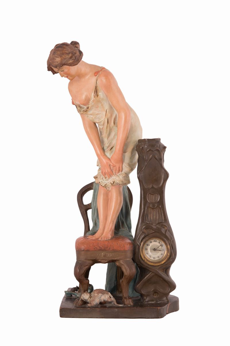 Scultura in Terracotta con Orologio