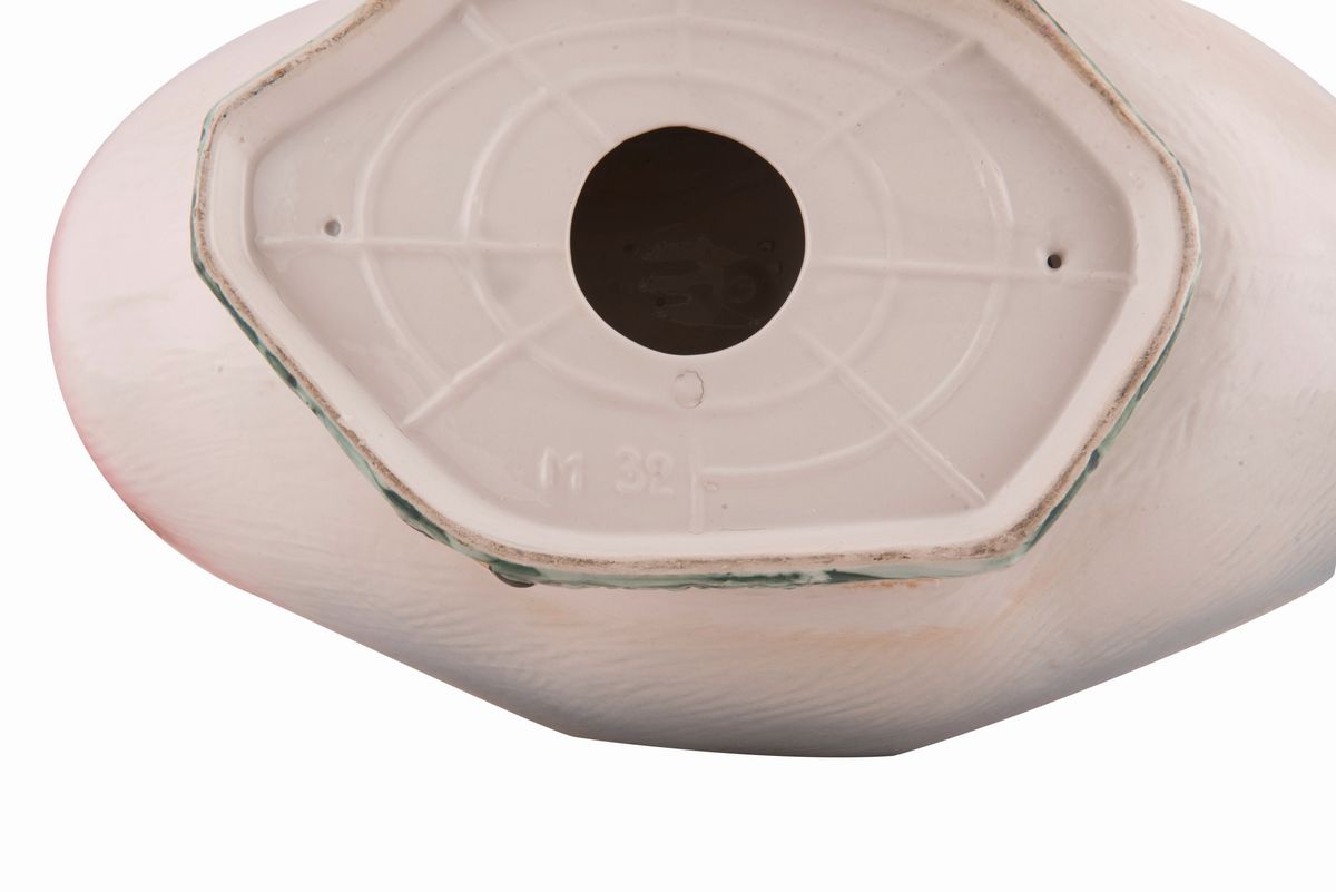 Zuppiera in Ceramica Raffigurante Anatra