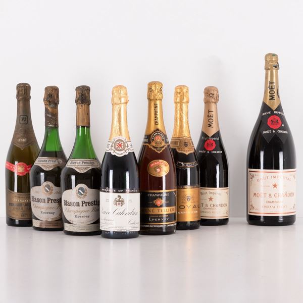 Lotto di 8 Champagne