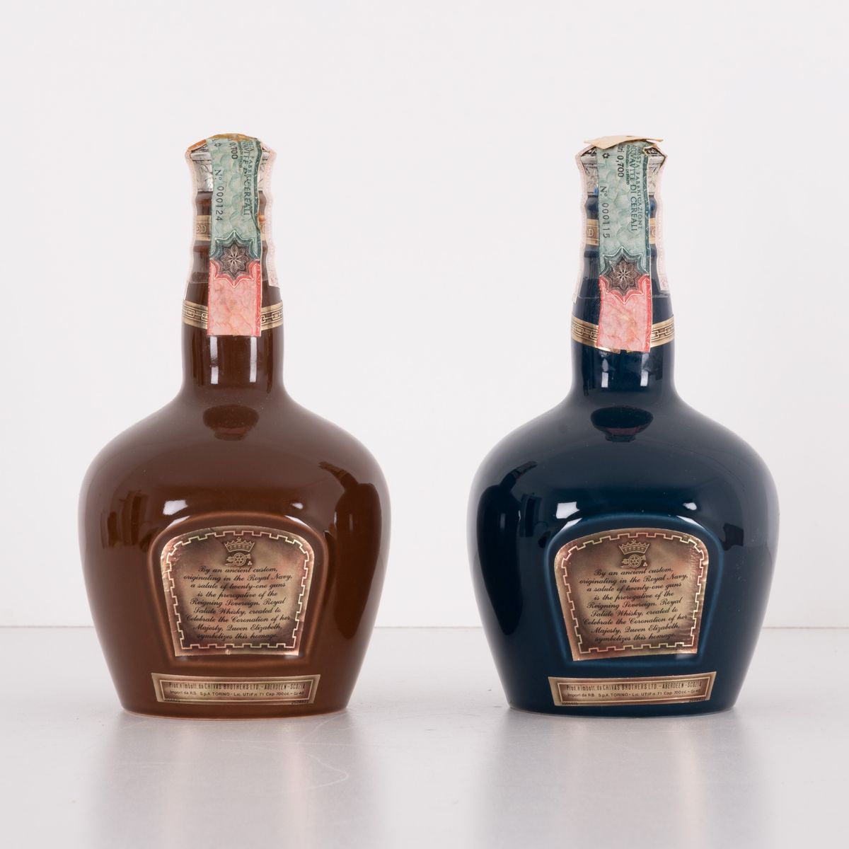 Lotto di 2 Bottiglie Blended Scotch Whiskey Royal Salute Chivas Brothers Ltd