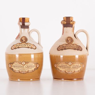Lotto di 3 Bottiglie Original Yorkshire Liqueur Bronte Liqueur Company Ltd