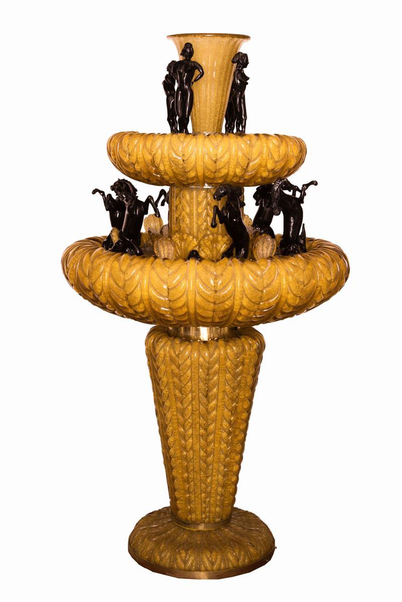 Grande Fontana Luminosa in Vetro Giallo e Nero. Maestri Vetrai Muranesi del XX Secolo.