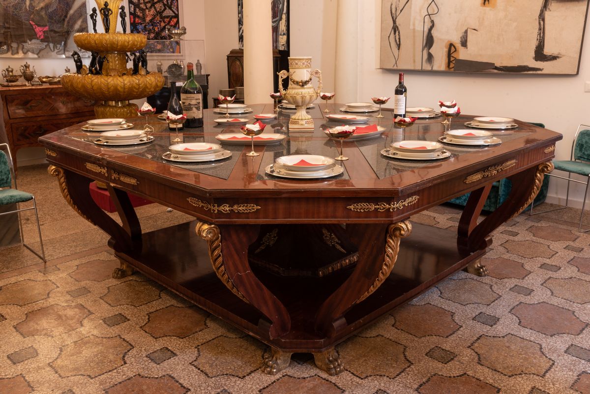 Tavolo Ottagonale in Mogano e Granito Stile Impero