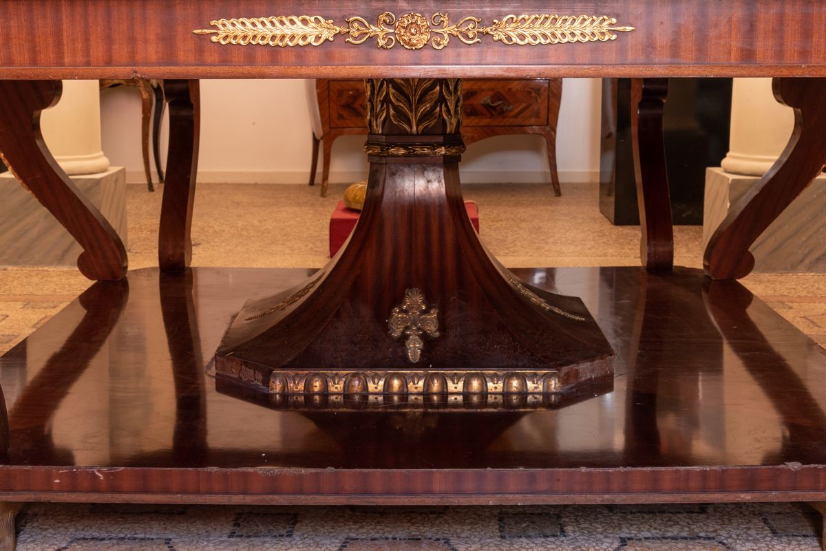 Tavolo Ottagonale in Mogano e Granito Stile Impero