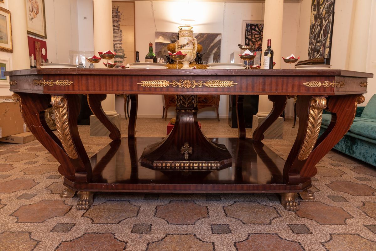 Tavolo Ottagonale in Mogano e Granito Stile Impero