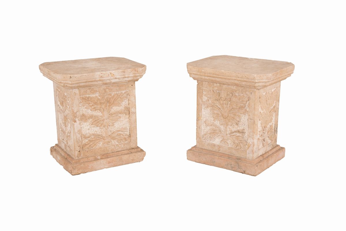 Due Basi Rettangolari in Travertino Decorati con Bassorilievi a Motivi Vegetali