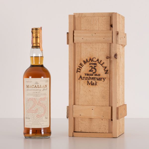 The Macallan Single Malt Scotch Whisky 25 yo Anniversary  (Distillato nel 1965; Imbottigliato nel 1990)  - Asta Asta 15: Vini pregiati e distillati - Gliubich Casa d'Aste