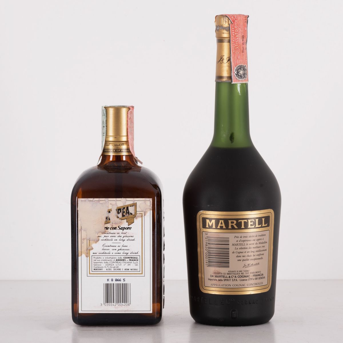 Lotto di 2 Bottiglie Cointreau e Martell