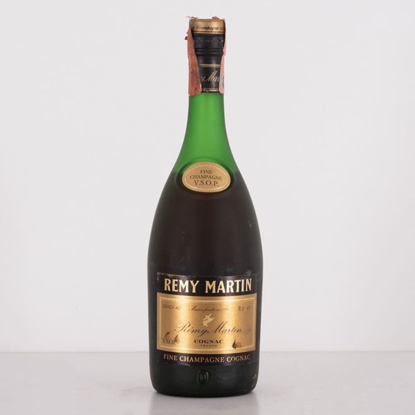 Lotto di 1 bottiglia V.S.O.P. Fine Champagne Cognac Remy Martin