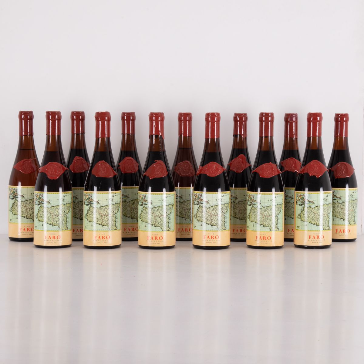 Lotto di 13 bottiglie Vino Faro Stravecchio Spinasanta