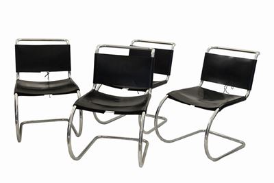 4 Sedia Anni ’80 in Stile Bauhaus Disegnata da Mart Stam e Marcer Beuer in Acciaio e Cuoio Nero
