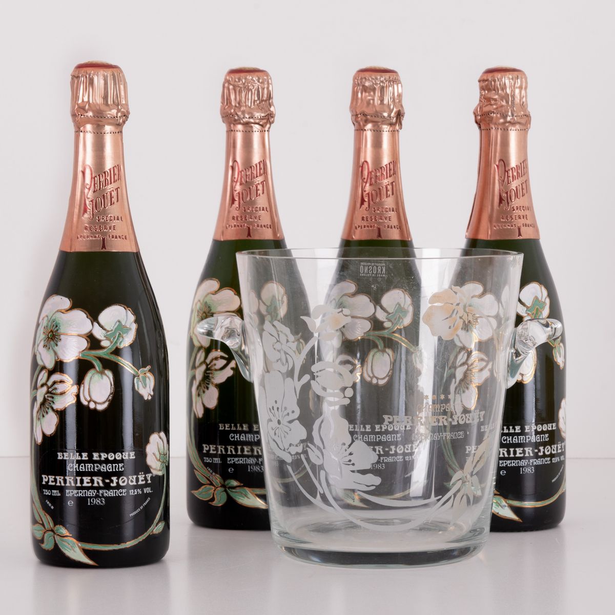 Lotto di 4 Bottiglie Perrier-jouet "belle Epoque"