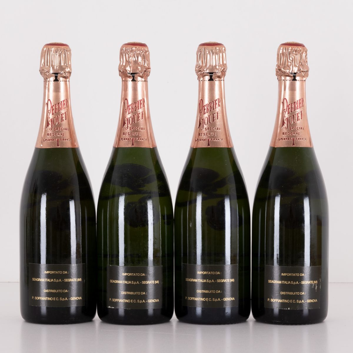 Lotto di 4 Bottiglie Perrier-jouet "belle Epoque"