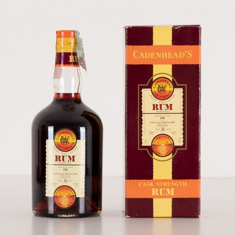 Lotto di 1 Bottiglia con Confezione Originale Rum 36 Y.o. Bonded 1964 Bottled 2000 70%