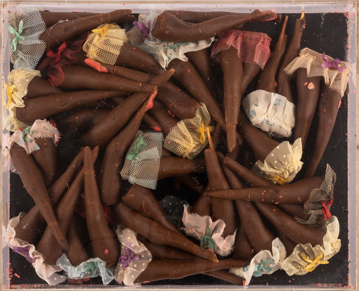 Arman - Candy Box: Lotto di Assemblaggio e Litografia