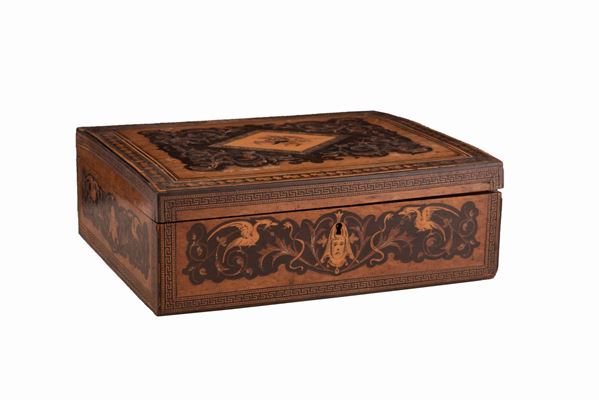 Scatola sorrentina in legno intarsiato 