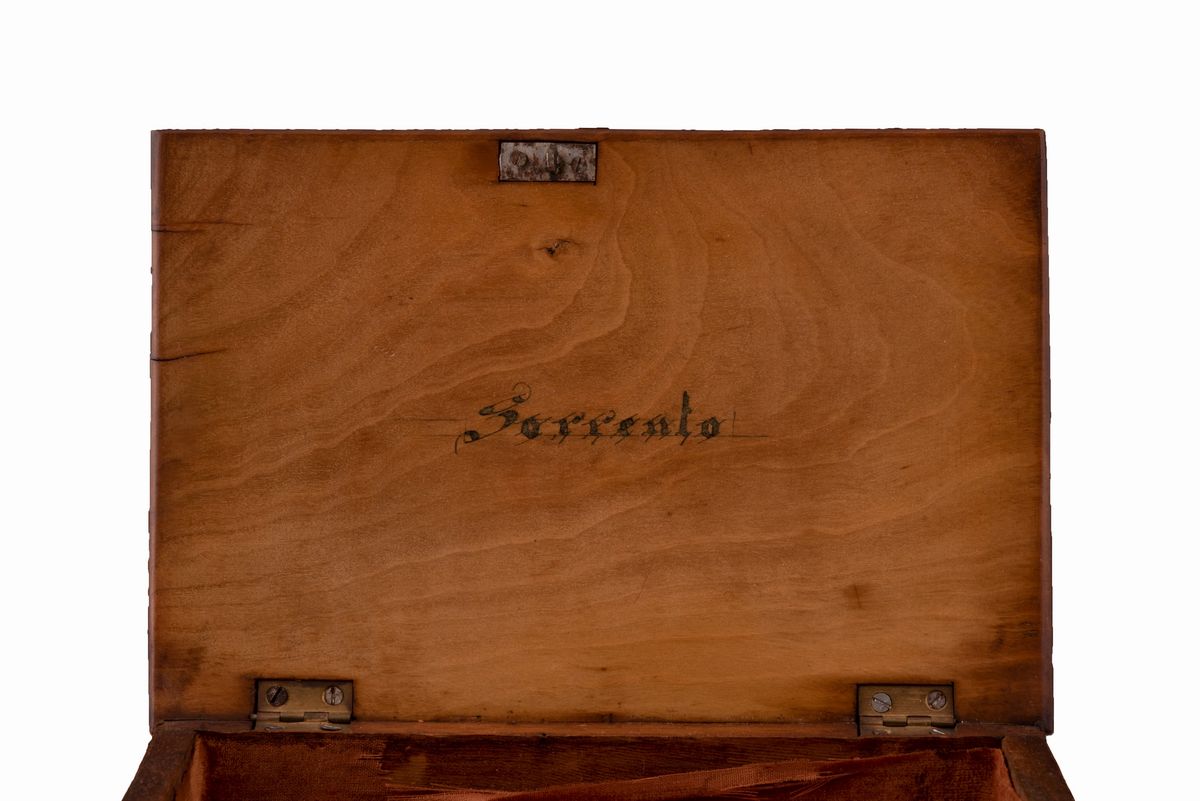 Scatola Sorrentina in Legno Intarsiato