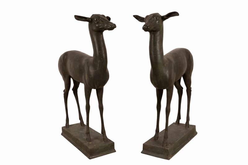 Coppia di Sculture in Bronzo Brunito "cerbiatti"