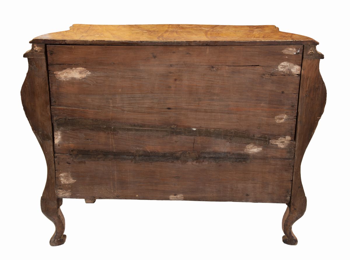 Manifattura Veneta del XIX Secolo - Coppia di Cassettoni, in Legno Laccato, Decorati da Composizi...