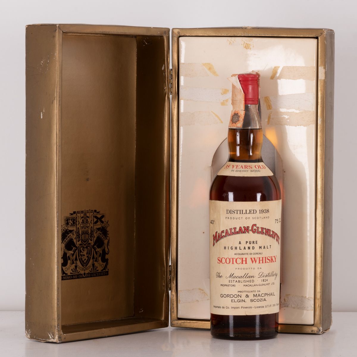 Lotto di 1 Bottiglia con Confezione Originale Scotch Mcallan- Glenlivet Distilled 35 Yo, 1938