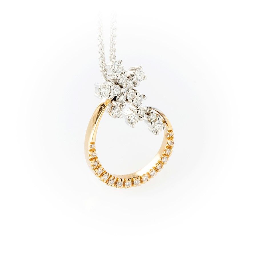 Girocollo Recarlo in Oro Bianco con Ciondolo in Oro Rosa a Tema Floreale Impreziosito da Diamanti...