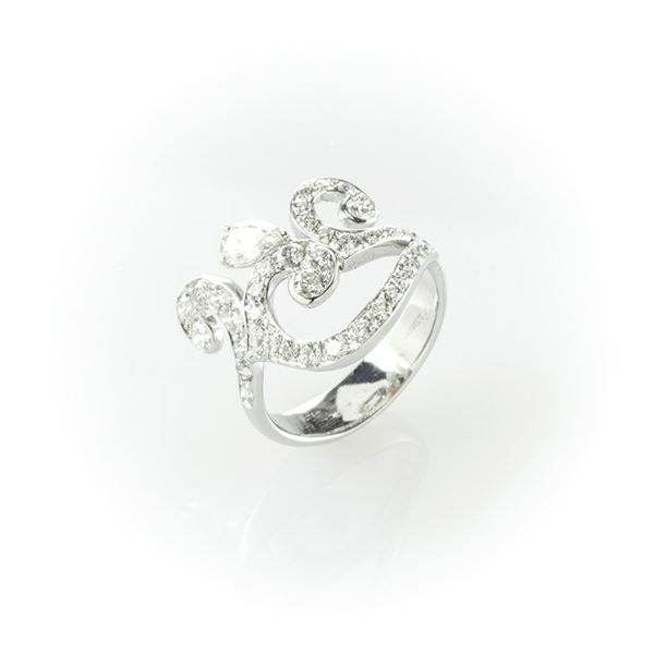Gismondi fantasy white gold ring with brilliant cut diamonds and drop diamond