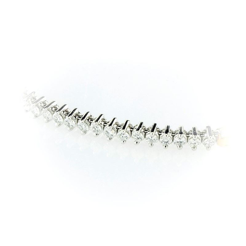 Bracciale Rigido Salvini in Oro Bianco e Diamanti Bianchi. Chiusura con Magnete.