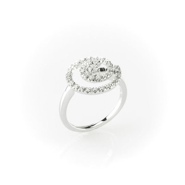 Salvini ring in white gold with spiral detail in white diamonds