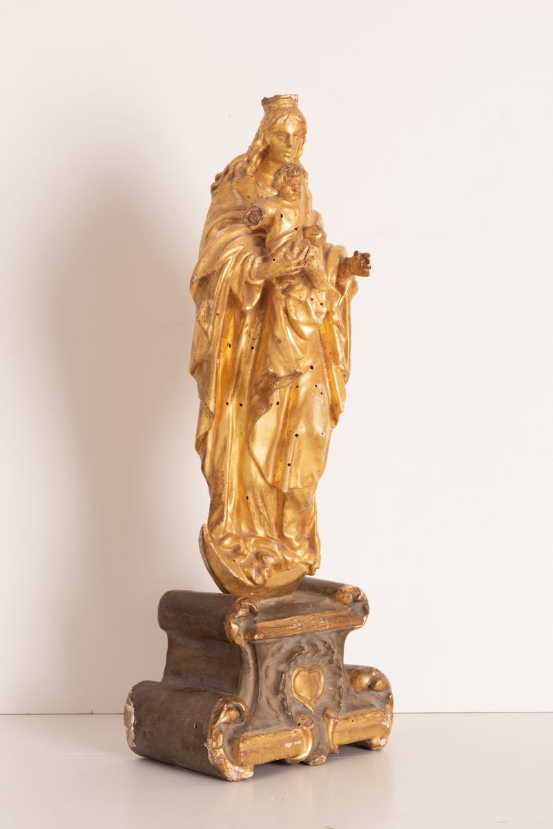 Scultore del Centro-sud Italia Attivo nel XVII Secolo - Scultura in Legno Dorato Raffigurante L'i...