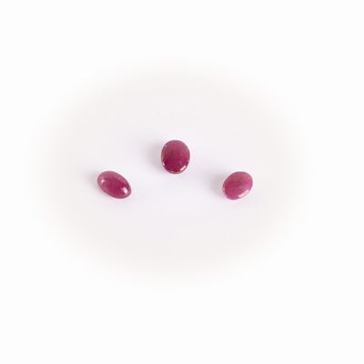 3 Rubini Cabochon Siam