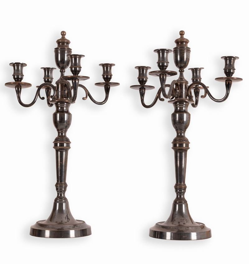 Manifattura Italiana del XIX / XX Secolo - Coppia di Candelieri in Bronzo Argentato a 4 Luci