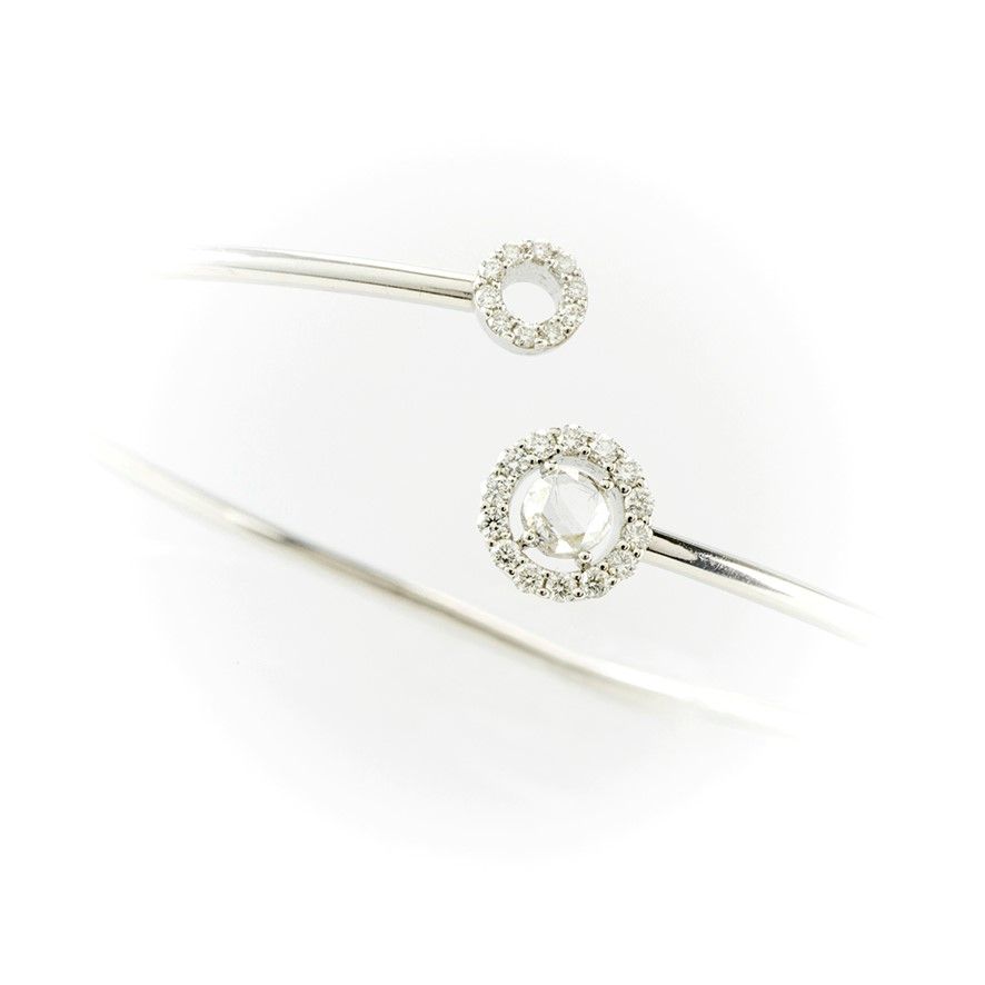 Collier in Perle Recarlo con Pendente in Diamanti e Perle a Gradazione.